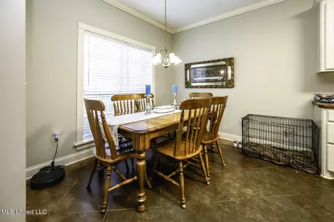 Dining - 513 Mccluer Rd, Jackson, MS 39212 photo 1 of 1