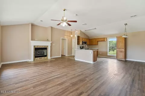 5896 Honey Oak Dr, Hernando, MS 38632 photo 4
