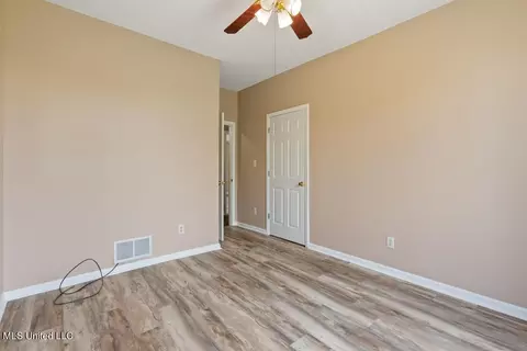 5896 Honey Oak Dr, Hernando, MS 38632 photo 13