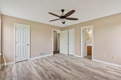 5896 Honey Oak Dr, Hernando, MS 38632 photo 8