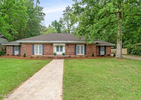 103 Wildwood Cir, Hattiesburg, MS 39402