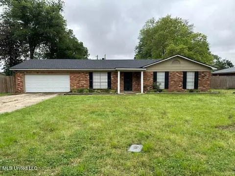 1509 Deering St, Cleveland, MS 38732