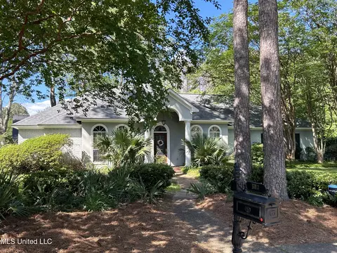 503 Pinecrest Pl, Madison, MS 39110