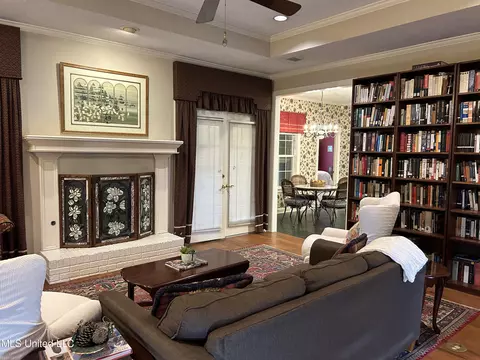 Living - 503 Pinecrest Pl, Madison, MS 39110 photo 1 of 3