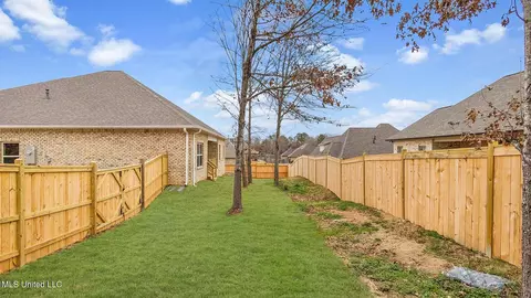Exterior - 103 Coldwater Creek Cir, Clinton, MS 39056 photo 7 of 7