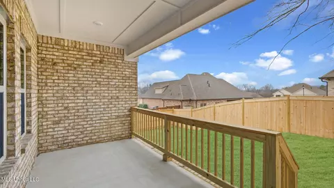 Exterior - 103 Coldwater Creek Cir, Clinton, MS 39056 photo 4 of 7