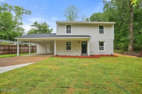 507 Brookwood Drive Dr, Clinton, MS 39056