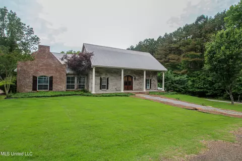 1275 Kennebrew Road Rd, Jackson, MS 39209