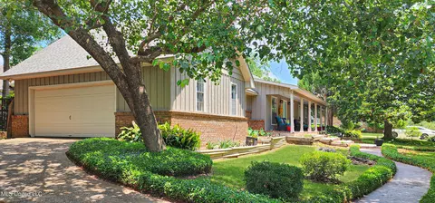 88396 E Diamondhead Dr, Diamondhead, MS 39525 photo 4