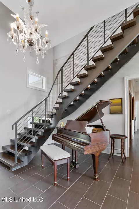 Entry Way - 112 Colony Way, Brandon, MS 39047 photo 1 of 4