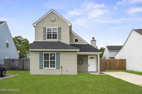 2392 Carter Rd, Biloxi, MS 39531