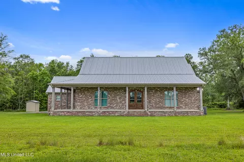 15464 Lott Mccarty Rd, Picayune, MS 39466