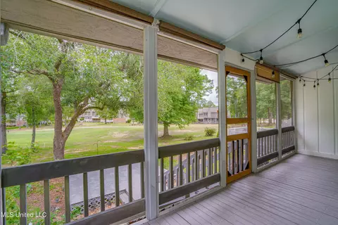 285 Highpoint Dr, Diamondhead, MS 39525 photo 21