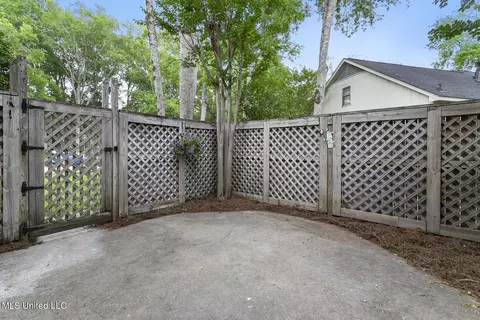 Exterior - 5149 Mccoy Dr, Jackson, MS 39211 photo 3 of 5