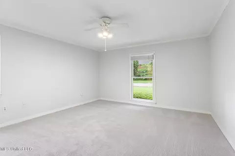 Bedroom - 5149 Mccoy Dr, Jackson, MS 39211 photo 2 of 5