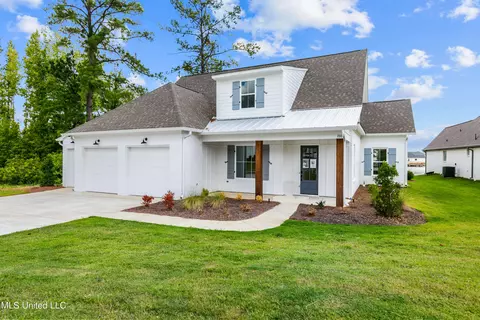 100 Herons Bay Cir, Madison, MS 39110 photo 1
