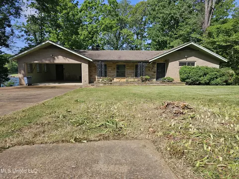 10841 Loch Lomond Cir, Hernando, MS 38632