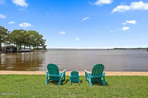 109 Swallow Dr, Brandon, MS 39047 photo 4