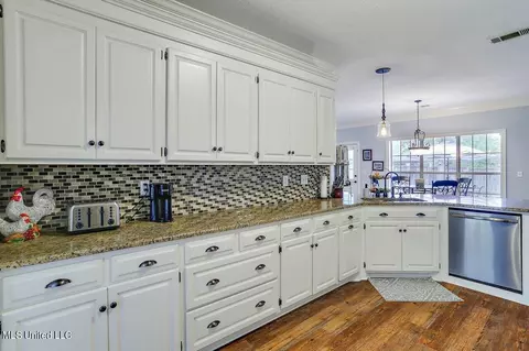110 Overlook Dr, Brandon, MS 39042 photo 13