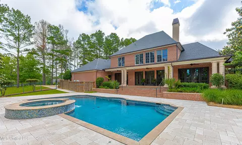 Exterior - 321 Johnstone Dr, Madison, MS 39110 photo 3 of 14