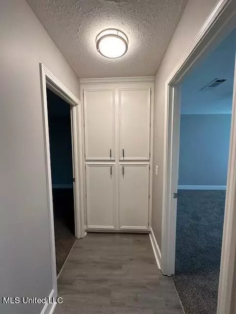 Entry Way - 6520 Hwy 18, Brandon, MS 39042 photo 3 of 3