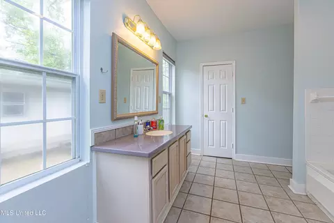 1842 Howard St, Jackson, MS 39202 photo 27