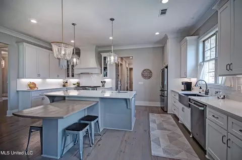 Kitchen - 142 Carrington Dr, Madison, MS 39110 photo 1 of 6