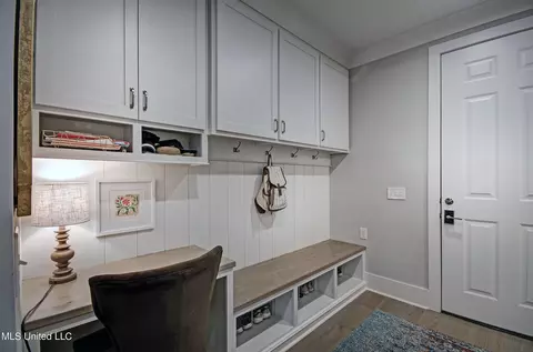 Entry Way - 142 Carrington Dr, Madison, MS 39110 photo 2 of 2