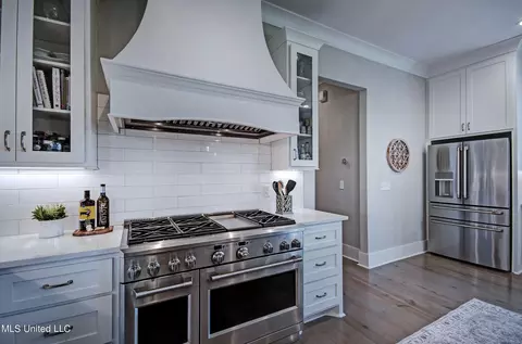 Kitchen - 142 Carrington Dr, Madison, MS 39110 photo 6 of 6
