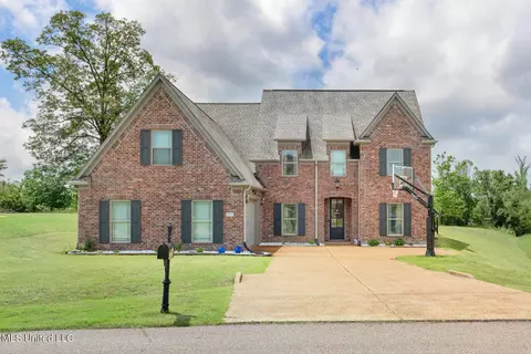 4651 Bakersfield Trce, Nesbit, MS 38651