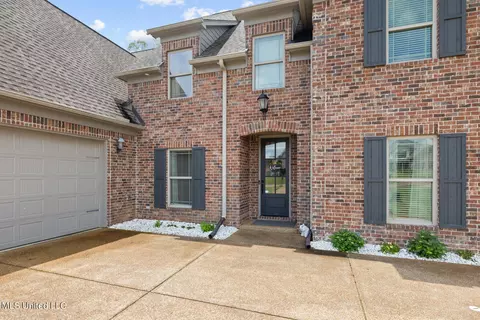 Exterior - 4651 Bakersfield Trce, Nesbit, MS 38651 photo 3 of 4