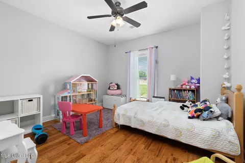 Bedroom - 4651 Bakersfield Trce, Nesbit, MS 38651 photo 4 of 11