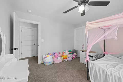 Bedroom - 4651 Bakersfield Trce, Nesbit, MS 38651 photo 10 of 11