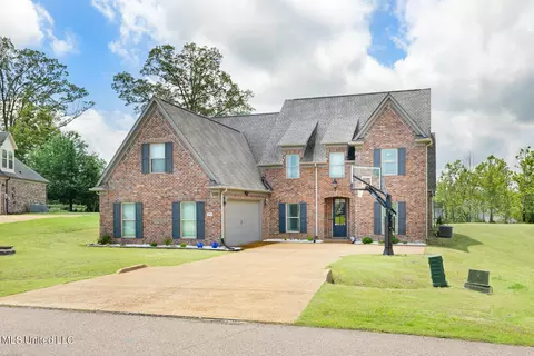 Exterior - 4651 Bakersfield Trce, Nesbit, MS 38651 photo 2 of 4