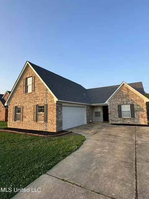 7284 George Ln, Horn Lake, MS 38637