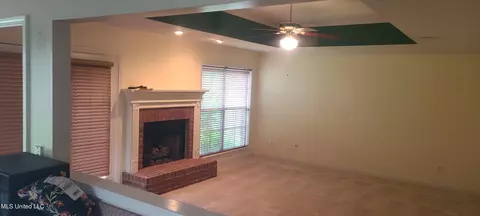 Living - 531 Brookstone Dr, Madison, MS 39110 photo 1 of 1