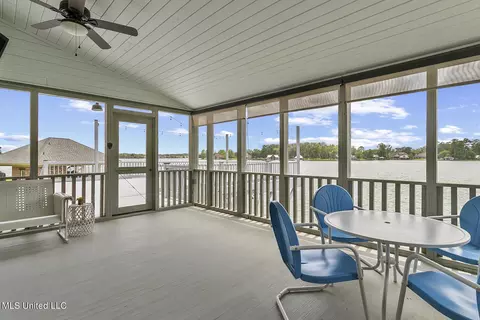 Exterior - 119 Northshore Pt, Madison, MS 39110 photo 8 of 9