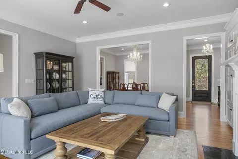 Living - 119 Northshore Pt, Madison, MS 39110 photo 2 of 2