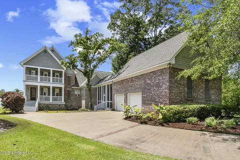 Exterior - 119 Northshore Pt, Madison, MS 39110 photo 1 of 9