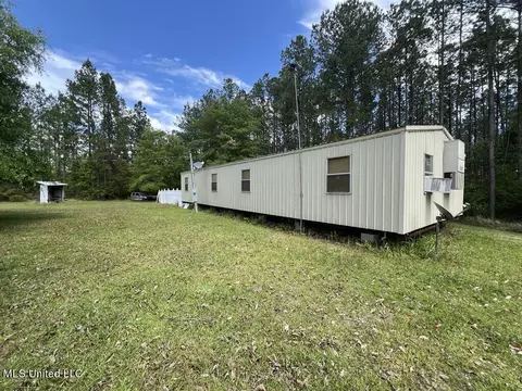 22521 Old Biloxi Rd, Vancleave, MS 39565