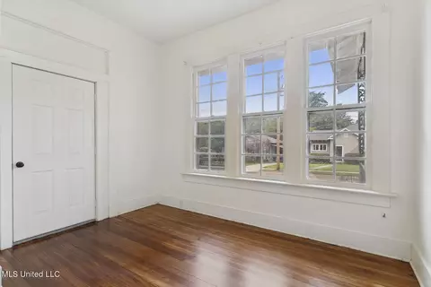 1728 Edgewood St, Jackson, MS 39202 photo 17
