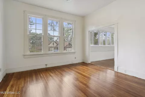 1728 Edgewood St, Jackson, MS 39202 photo 9