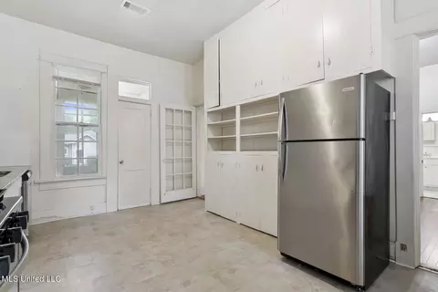 1728 Edgewood St, Jackson, MS 39202 photo 8