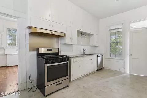 1728 Edgewood St, Jackson, MS 39202 photo 7