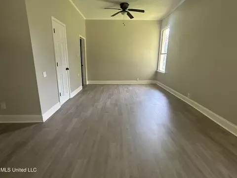 Living - 5131 Weems St, Moss Point, MS 39563 photo 11 of 11