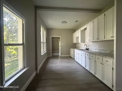 Kitchen - 5131 Weems St, Moss Point, MS 39563 photo 1 of 1