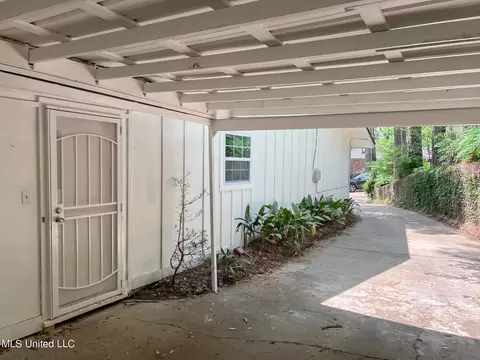 Exterior - 1142 Lyncrest Avenue Ave, Jackson, MS 39202 photo 8 of 11
