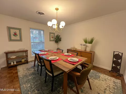 Dining - 1142 Lyncrest Avenue Ave, Jackson, MS 39202 photo 1 of 3