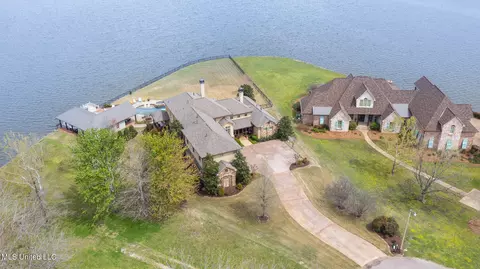 View/Area - 107 Brooks Ct, Madison, MS 39110 photo 7 of 9