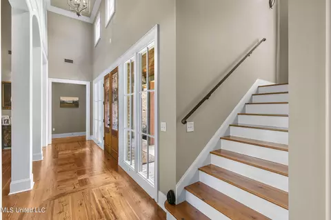 Entry Way - 107 Brooks Ct, Madison, MS 39110 photo 3 of 5